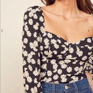 Reformation Reign Top in Daisy